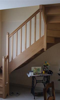 Tradition - Droit - Fabrication d'escaliers dans le Morbihan en Bretagne - QUIMPER - BREST