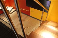 Fabrication d'escaliers dans le Morbihan en Bretagne - QUIMPER - BREST 