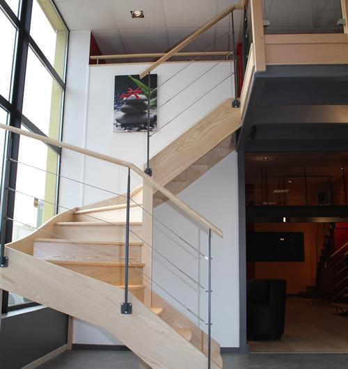 Fabrication d'escaliers dans le Morbihan en Bretagne QUIMPER - BREST 