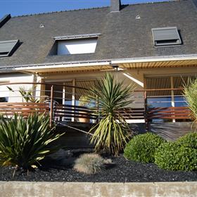 Garde corps - onyx Fabrication d'escaliers dans le Morbihan en Bretagne - QUIMPER - BREST 