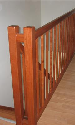 Tradition - Oval - Fabrication d'escaliers dans le Morbihan en Bretagne QUIMPER - BREST 